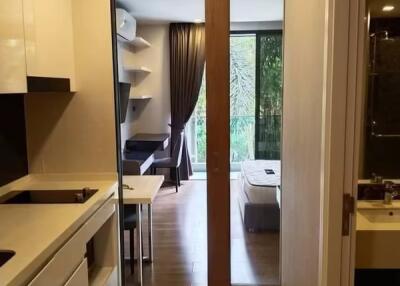 Condo for Sale, Sale w/Tenant at Starhill Condo