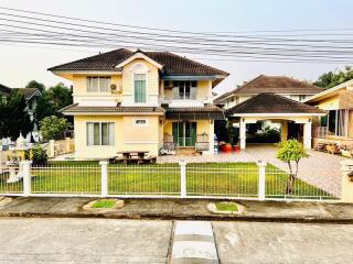 House for Sale in San Kamphaeng , San Kamphaeng.