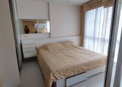 Condo for Rent at The Room Sukhumvit 64