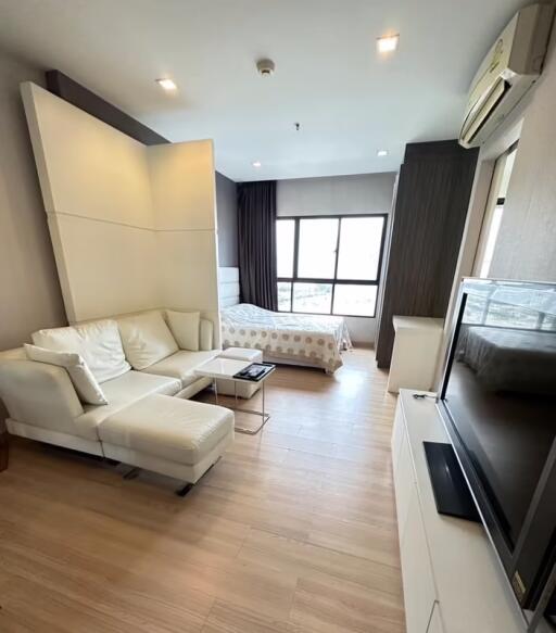 Condo for Rent at Urbano Absolute Sathon-Taksin