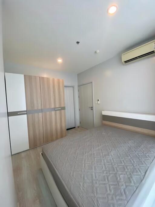 Condo for Rent at Noble Revolve Ratchada 1