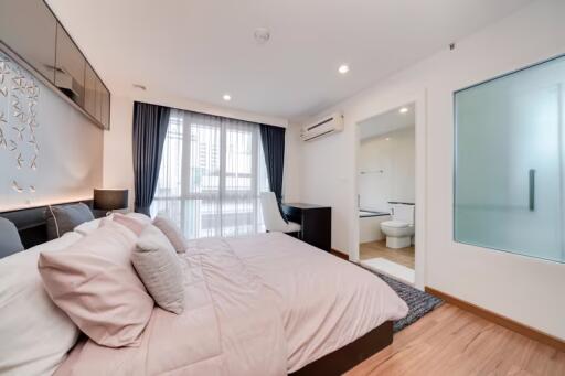 Condo for Rent, Sale at The Surawong