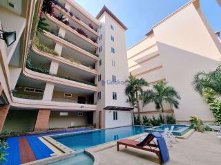 2 Bedrooms Condo in Executive Residence 4 Pratumnak C010496