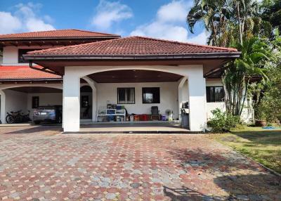 House for Rent at Lakeside Villa 2
