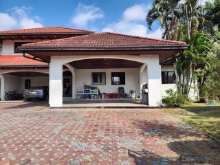 House for Rent at Lakeside Villa 2