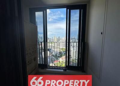 1 Bedroom Condo