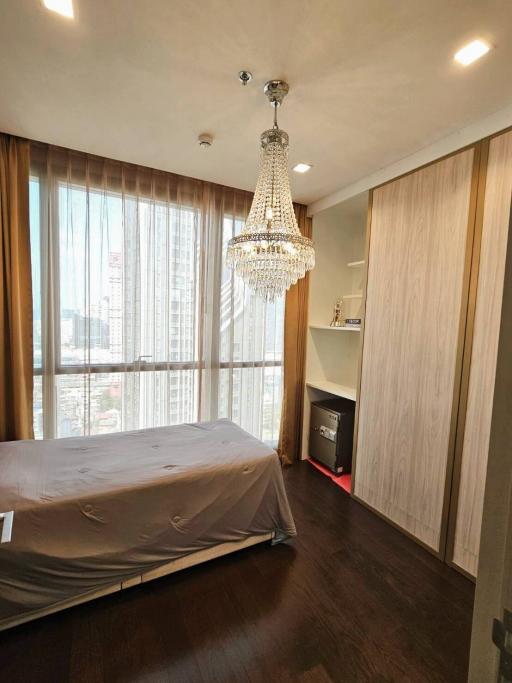 2 Bedroom Condo For Sale in Ratchathevi