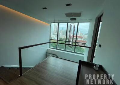 Condo for Sale at The Room Sukhumvit 21