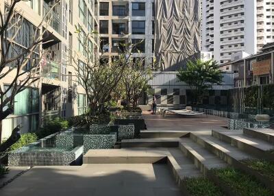 Condo for Rent at Via Botani Sukhumvit 47