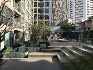 Condo for Rent at Via Botani Sukhumvit 47