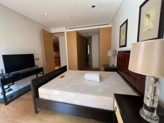 Condo for Sale, Sale w/Tenant at Saladaeng Residences