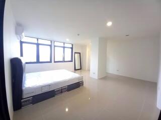 2 Bedroom Condo