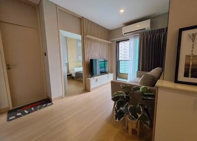 Condo for Sale at Lumpini Suites Phetchaburi-Makkasan