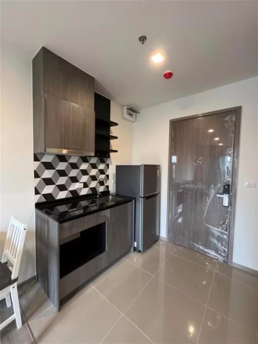 Condo for Rent at The Base Petchaburi-Thonglor