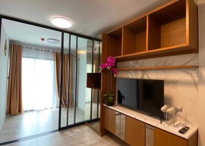 Studio for Rent in Phra Khanong