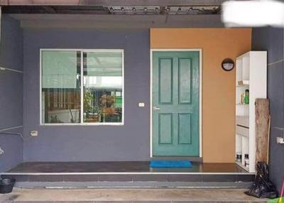 Townhouse for Rent at Townplus On Nut