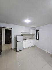 1 Bedroom Condo