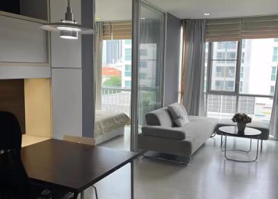 1 Bedroom Condo for Rent at The Room Sukhumvit 64