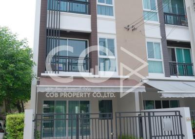 🔥🔥Townhouse for rent at Baan Klang Muang Chokchai 4 - 3 bedrooms with price at 27k per month [CH]