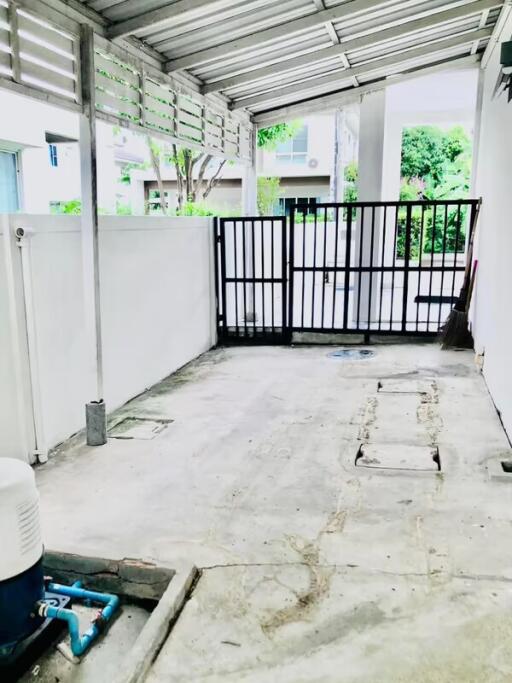 House for Rent, Sale in Bang Phli.