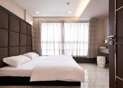 Condo for Rent at Pathum Wan Resort