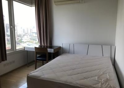 Condo for Rent at Siri at Sukhumvit Condominium
