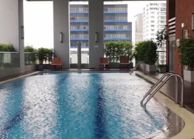 1 Bedroom Condo for Rent at Silom Suite Condominium