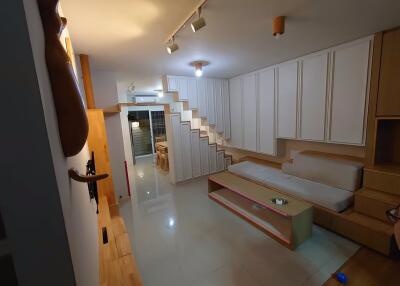 Townhouse for Sale at Baan Klang Muang Sukhumvit - Onnut