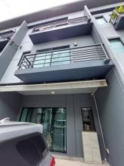 Townhouse for Rent, Sale at Baan Klang Muang Rama 9-On Nut