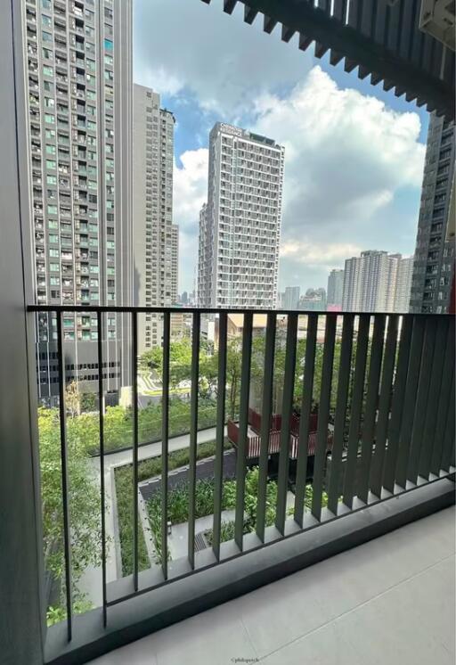 Condo for Sale at Life Asoke Hype