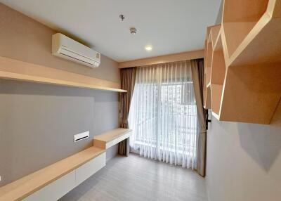 Condo for Sale at Life Asoke Hype