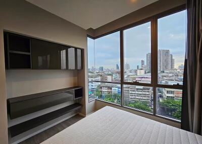 Condo for Rent at The Room Sathon - St. Louis