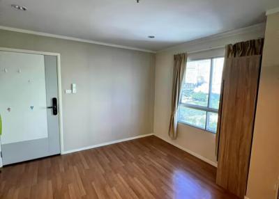 1 Bedroom Condo