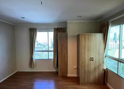 Condo for Sale at Lumpini Park Rama 9 - Ratchada