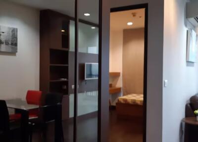 Condo for Rent at Ideo Q Phayathai