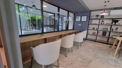 Condo for Sale, Rent at Maestro 14 Siam-Ratchathewi