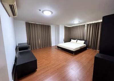 Condo for Rent at Condo One X