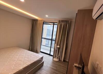 Condo for Rent at IKON Sukhumvit 77