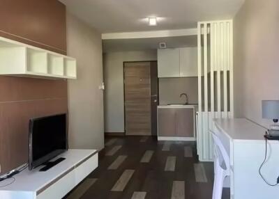 1 Bedroom Condo