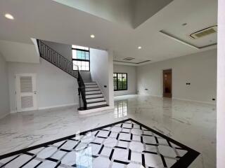 House for Sale in Suan Luang.