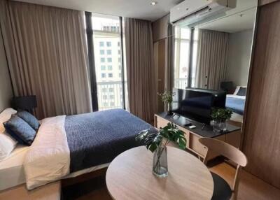 Condo for Rent at Park 24 (Park Origin Phrom Phong)