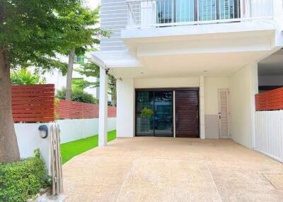 3 Bedroom Townhouse