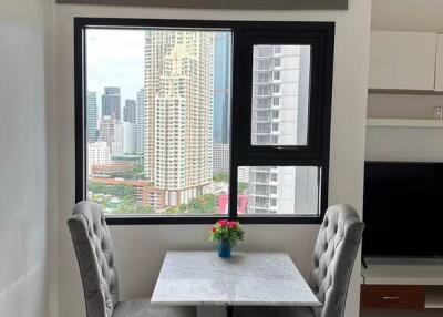 1 Bedroom Condo