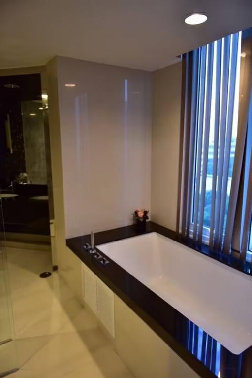 Condo for Rent at Chamchuri Square Residence