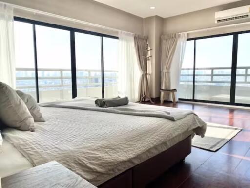 Condo for Sale at Sriwara Mansion 1