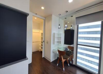 Condo for Rent, Sale at Ideo Q Phayathai