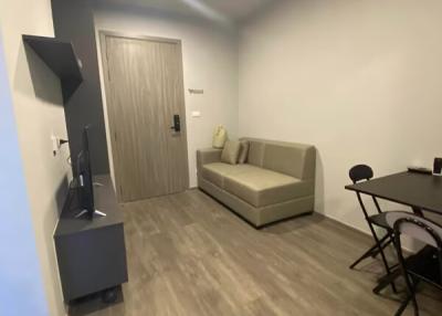 1 Bedroom Condo