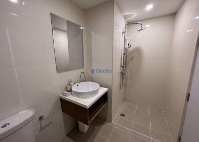 2 Bedrooms Condo in Sea Saran Condo Bang Saray C010470