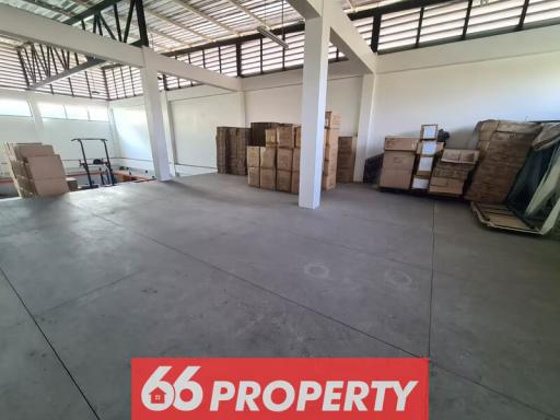 Land, Warehouse for Sale in Phra Khanong