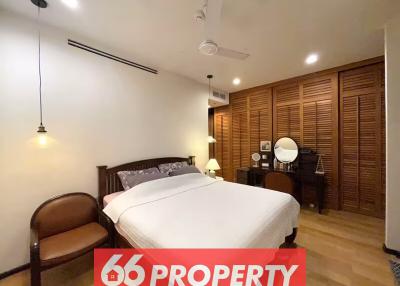 Condo for Sale at Circle Living Prototype